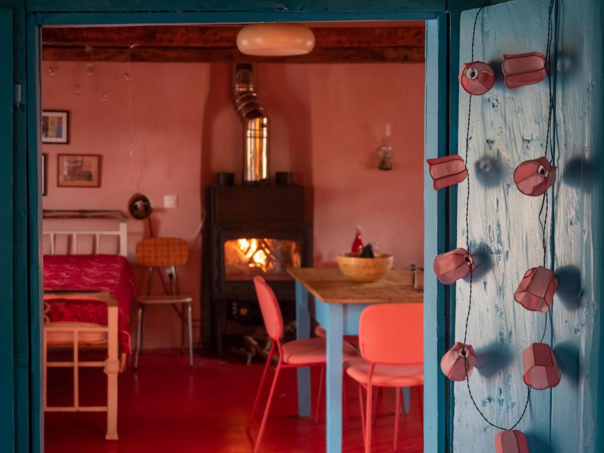 Vintage Stone-Built Country Cottage In Richea Kouloureika Bagian luar foto