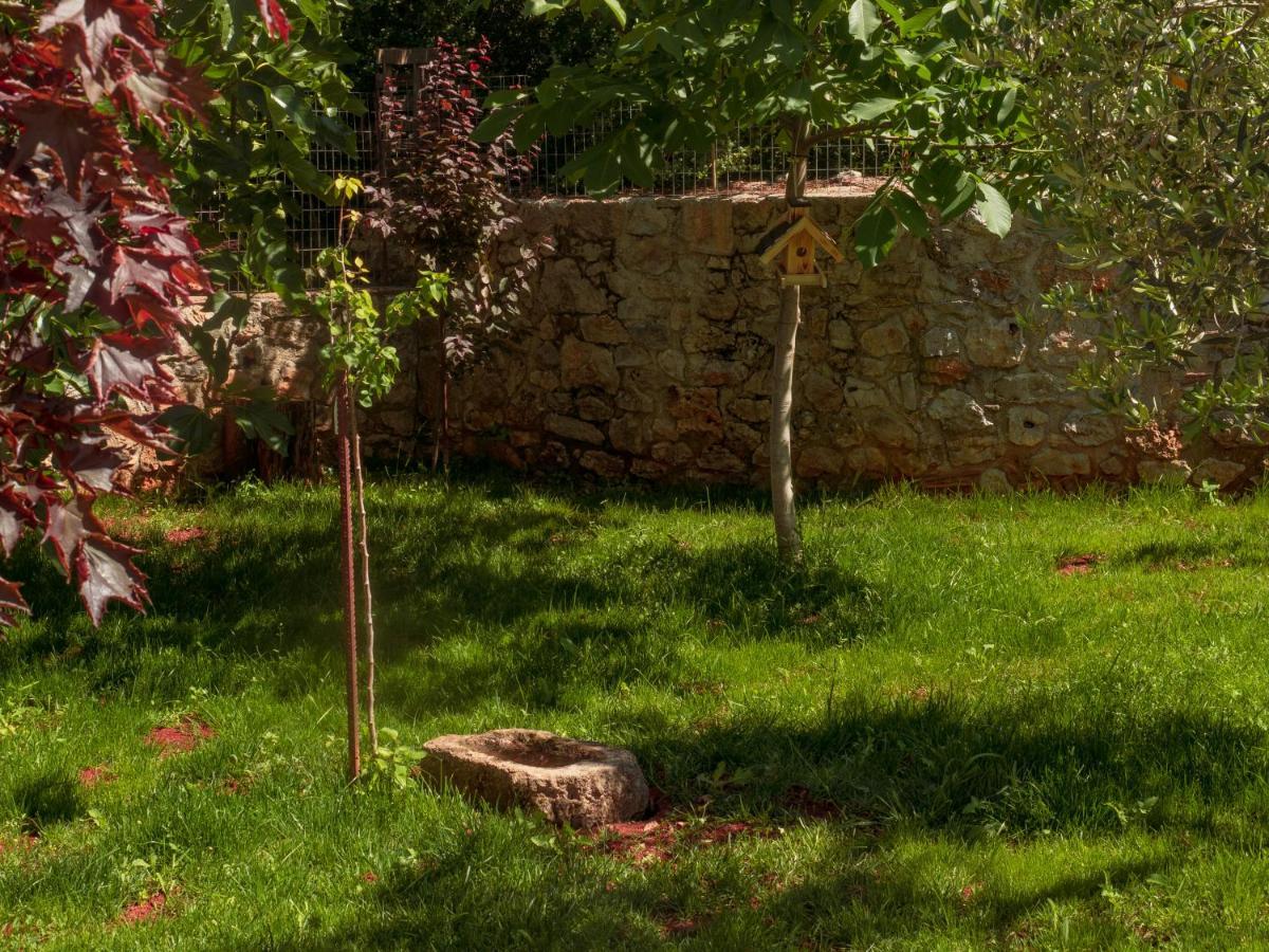 Vintage Stone-Built Country Cottage In Richea Kouloureika Bagian luar foto