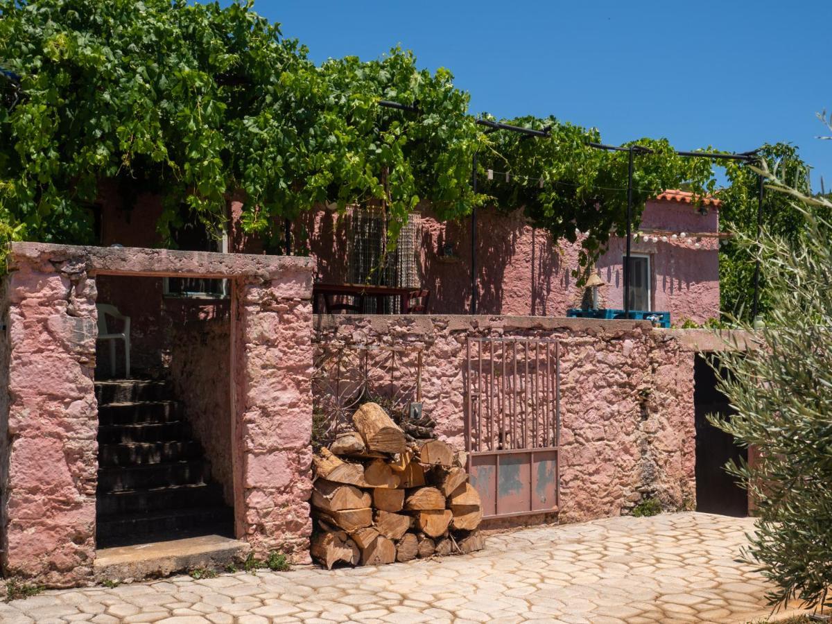 Vintage Stone-Built Country Cottage In Richea Kouloureika Bagian luar foto