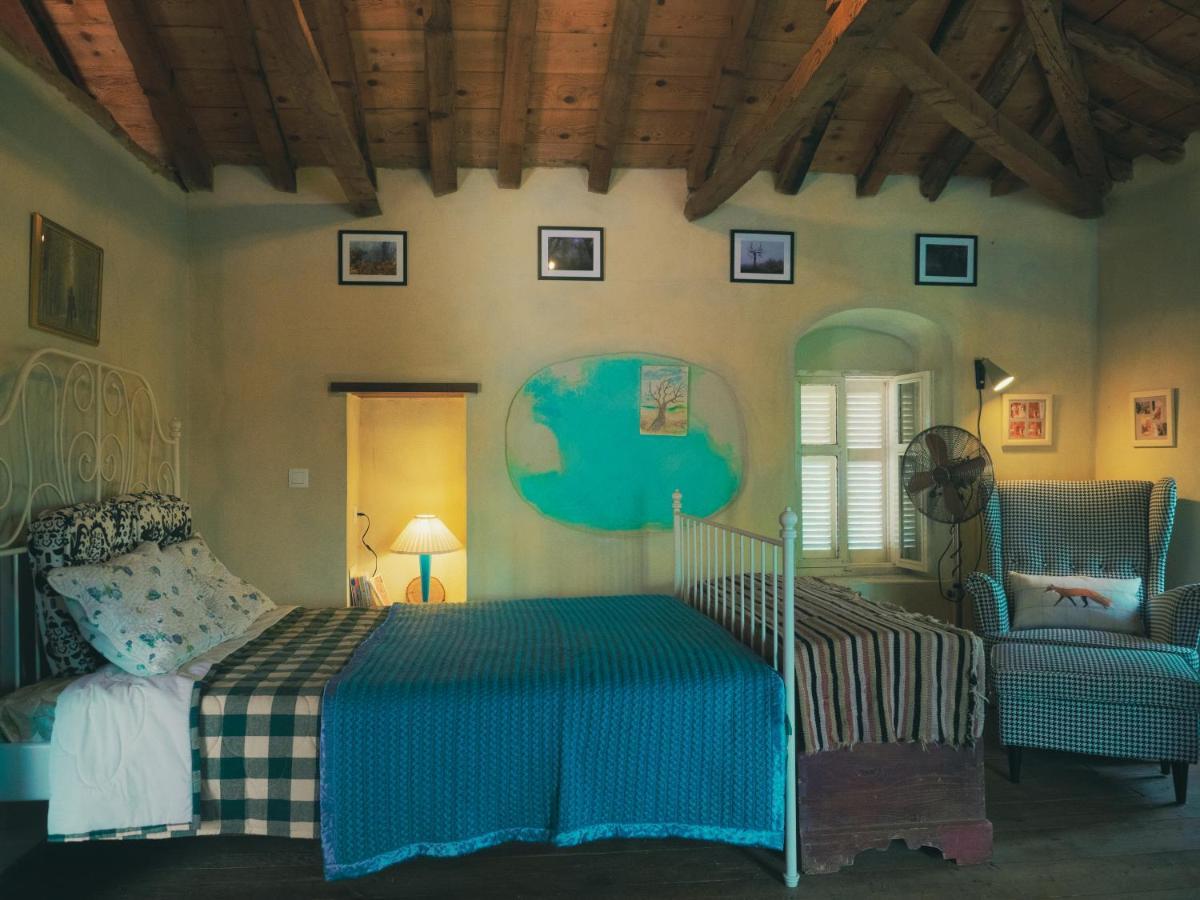 Vintage Stone-Built Country Cottage In Richea Kouloureika Bagian luar foto